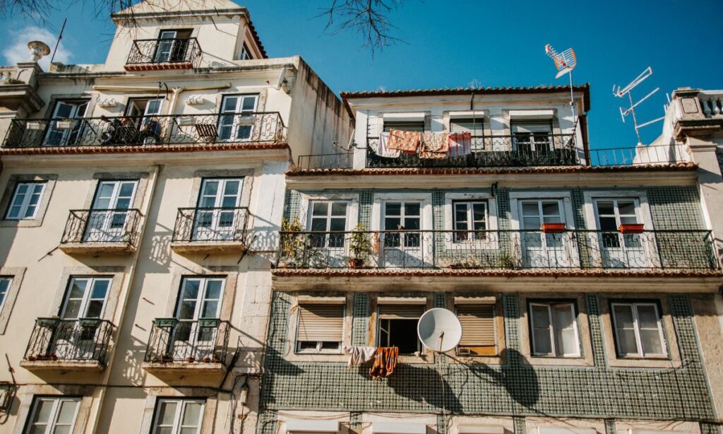 Plano Nacional de Renovação de Edifícios precisa de metas concretas, justiça social e financiamento transparente